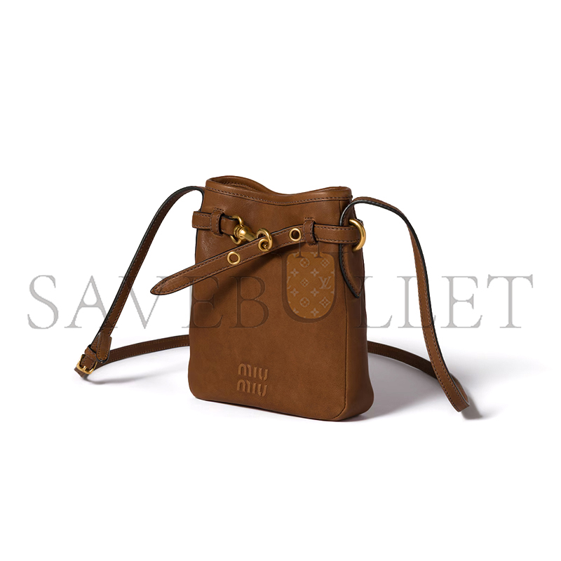 MIU MIU NAPPA LEATHER POUCH 5NR461 (19*17*4.5cm) MIU MIU NAPPA LEATHER POUCH 5NR461 (19*17*4.5cm)